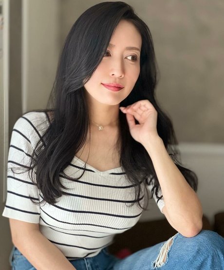 mino 113 naked model gallery