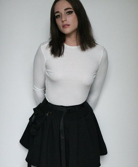 Skye Sharp pornstar nice galleries