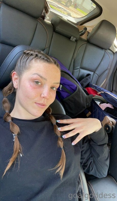 goalgoddess star high quality image