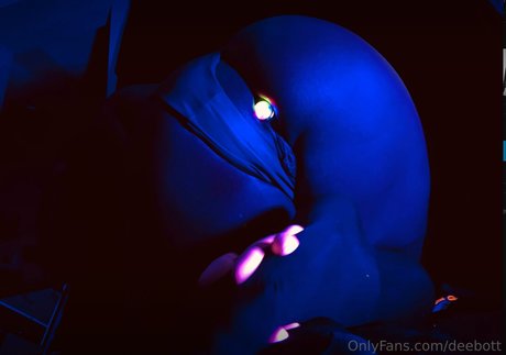 Deebott star porn galleries