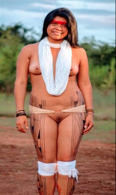 Diamantha model nude pictures