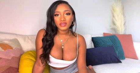 Worship India beautiful pornstar pics