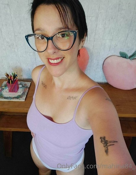 mahina84_ pornstar top images