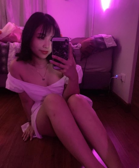 sadparu model xxx gallery