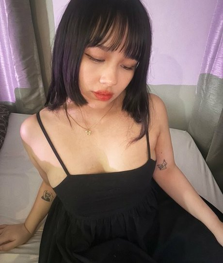 sadparu pretty model img