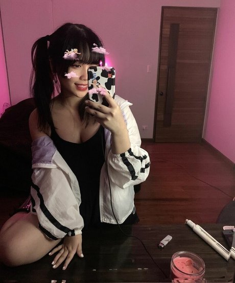 sadparu model sex pic