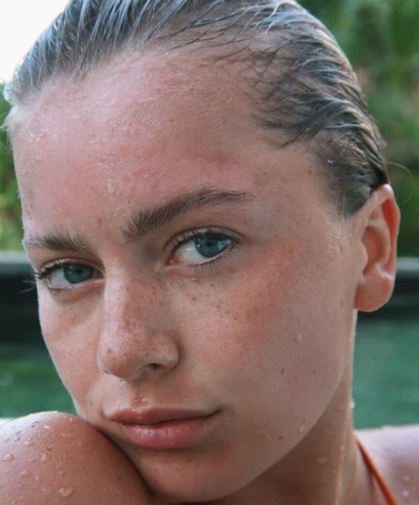 Tasha Ghouri perfect model images