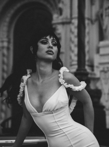 Alexa Demie erotic model galleries