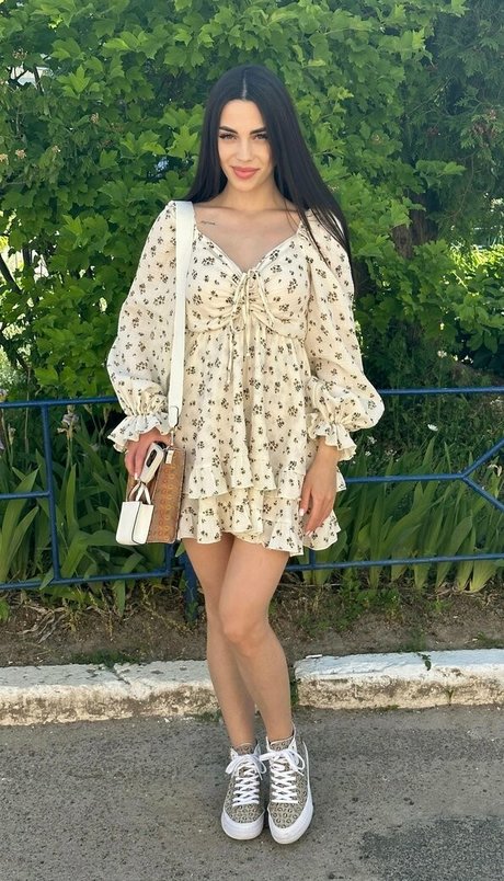 littledevil kris nice actress galleries