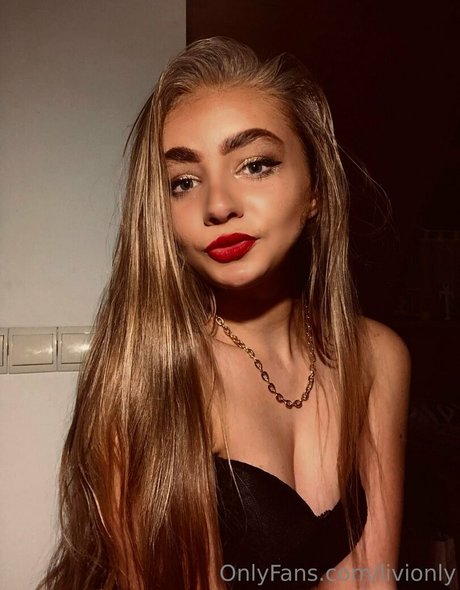 livionly sexy star picture
