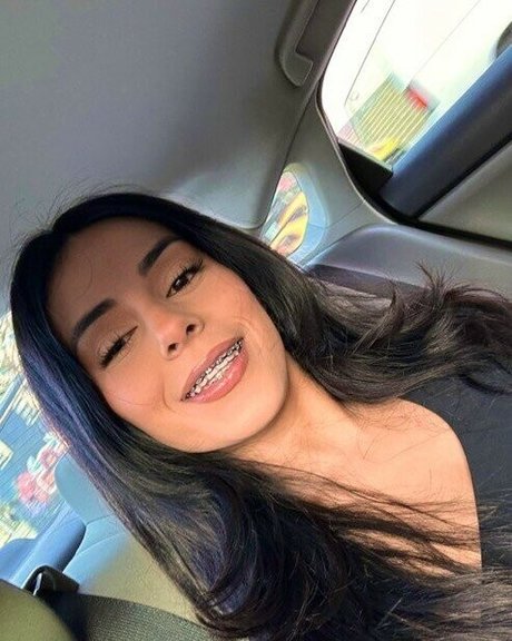 itssm1rks porn model archive