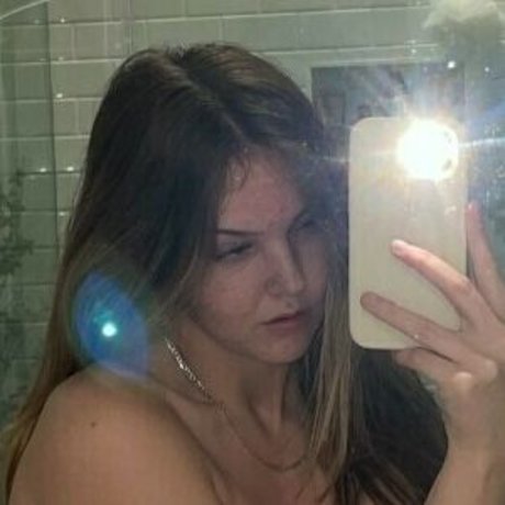 gloryhole girls onlyfans erotic picture