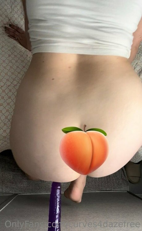 curves4dazefree porn model picture