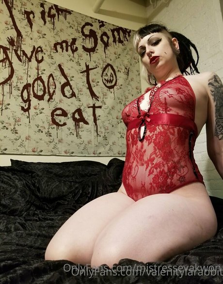 mistressyumi pornstar sex images