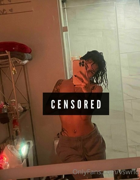 Vswrld nude star galleries