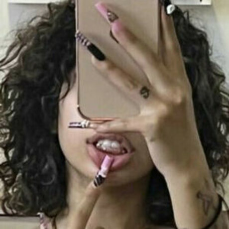 Vswrld star naked pictures