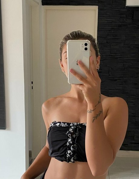 lolaylen xxx pornstar galleries