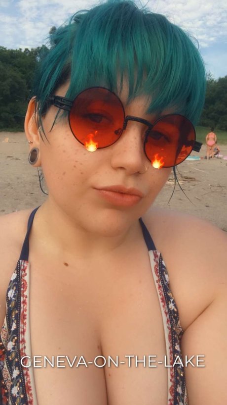 Skylar Rain model free images