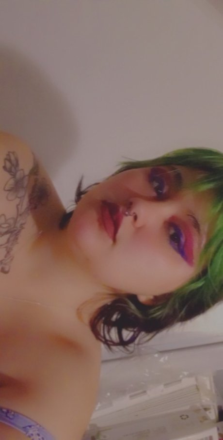 Lucie Hill model pornographic picture