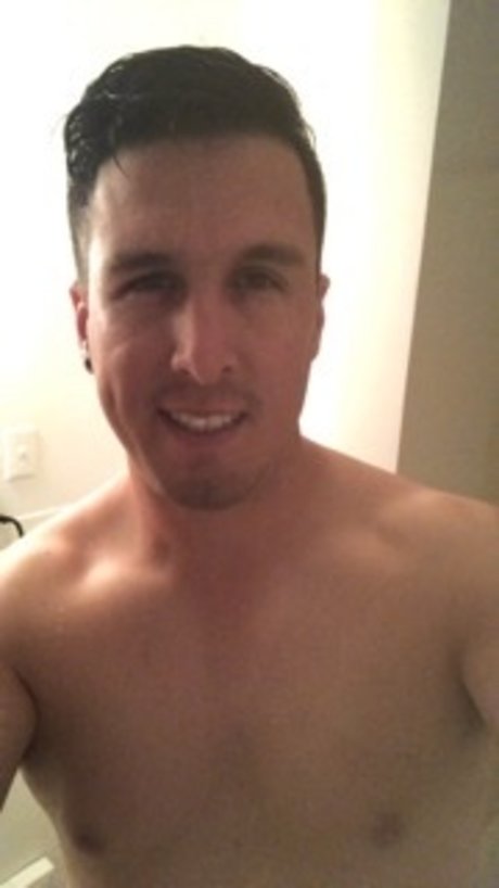 Charlie Agyva model adult image