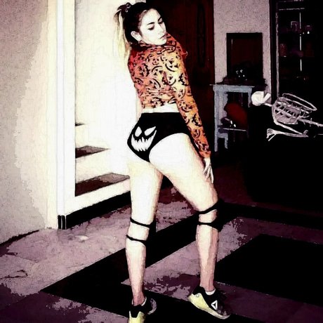 Kitty juice_ model sexy image