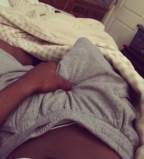 DingDong Black adult actress pic