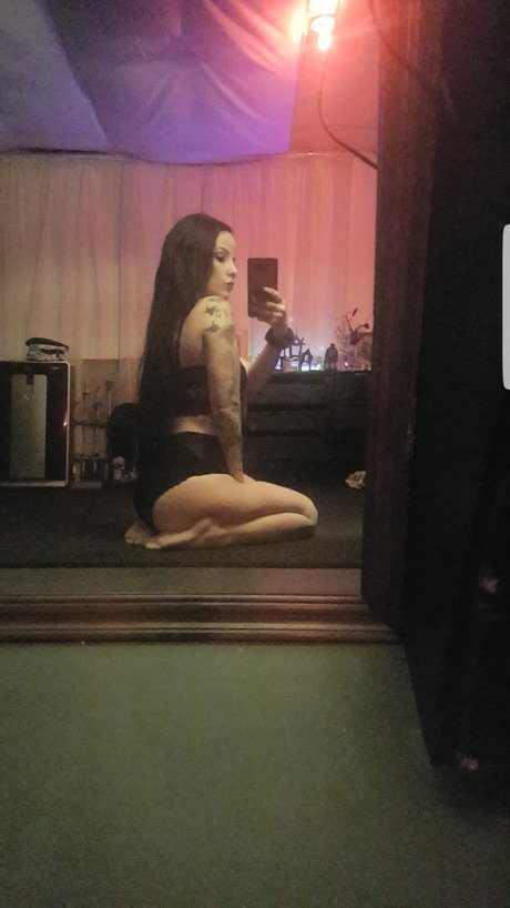 GoreJess art actress archive