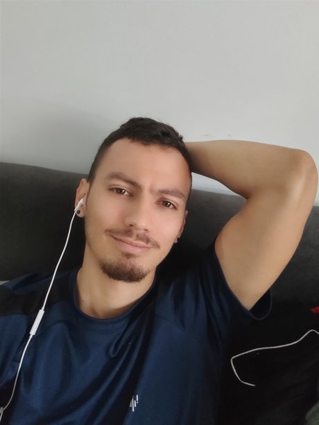 Andres Chaves art actress pics