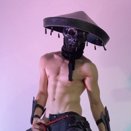 Coyote After Dark free pornstar pictures