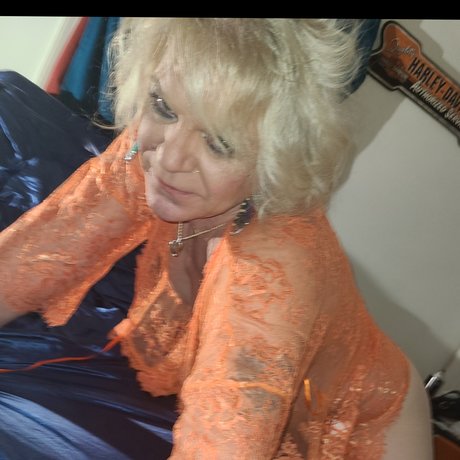 Naughty Dana beautiful actress archive