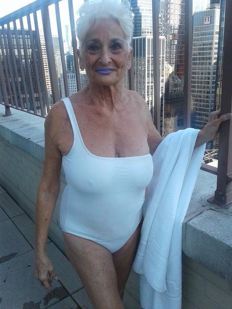 Hottie Hattie model beautiful picture