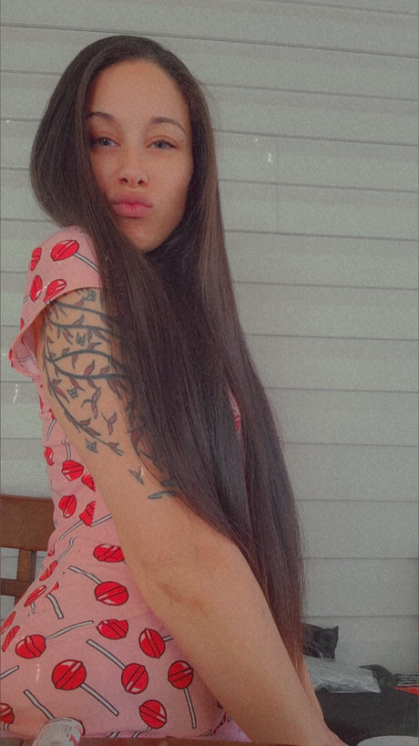 Mixed Mutt Slut sexy pornstar picture