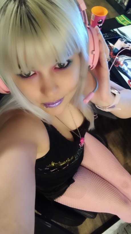 Smallqueenalice sex actress img