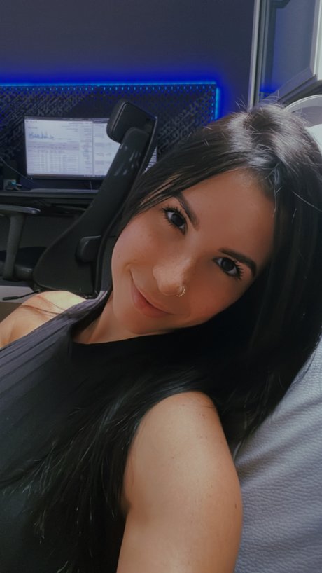 Rubely Guti rrez Medina free model img