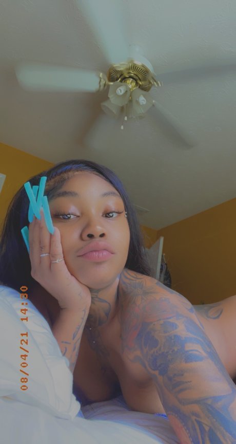 L3xx_ exclusive star picture