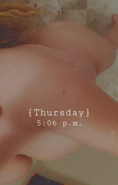 _SheGotsTheLooks_ porn model pic