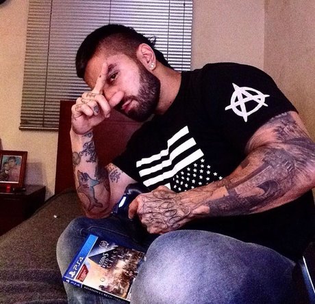 leatherface pornstar nude images