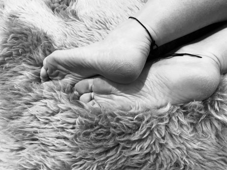 Danielle Black feet_ high quality model pictures