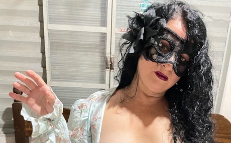 RosaFleur profile pic