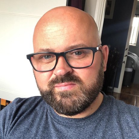 Hairy and chunky gay guy pretty model pictures