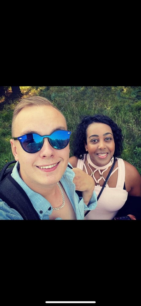 Ashley amp amp Malcolm top model image