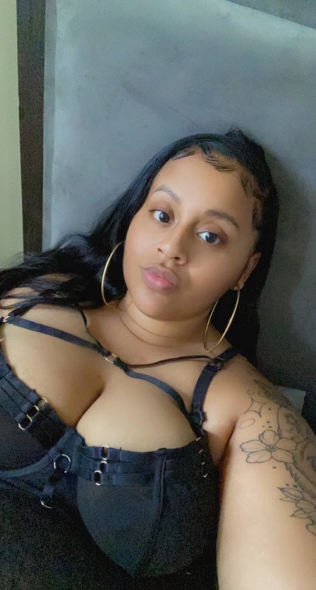 Roxxy K pornstar art archive