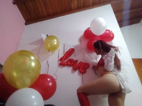 Tripsy Love top model galleries