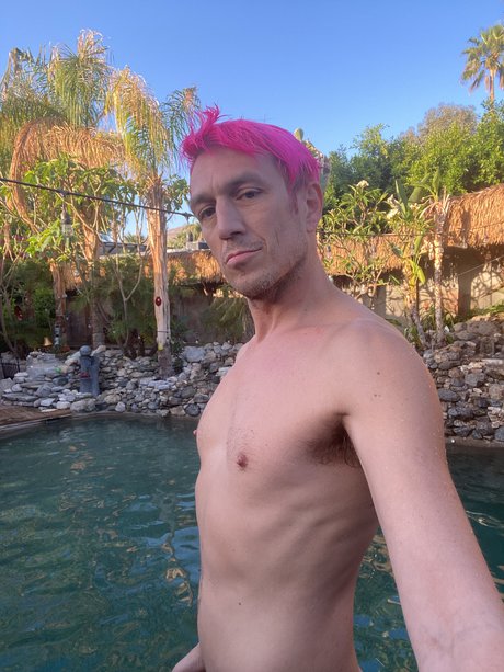 Jorge L Gonzalez Jr_ model high quality image