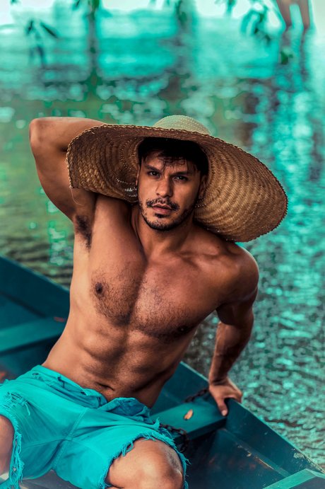 Neto Silva pornstar naked picture