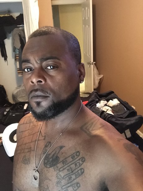 Bigplayray nude model pictures