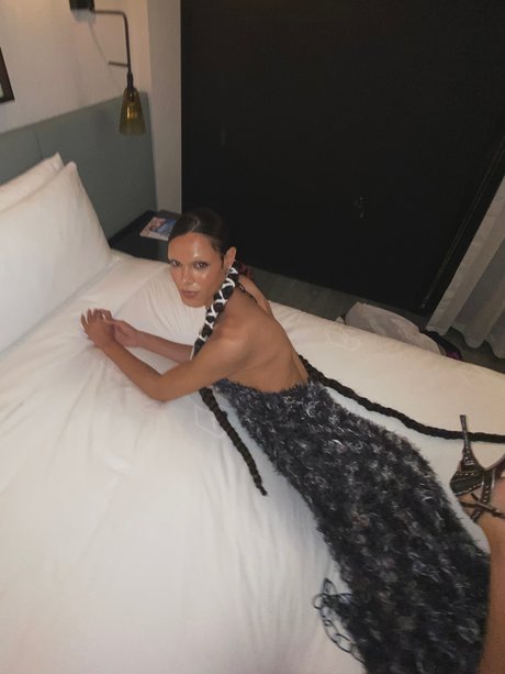 Ethereal_ model nudes pic