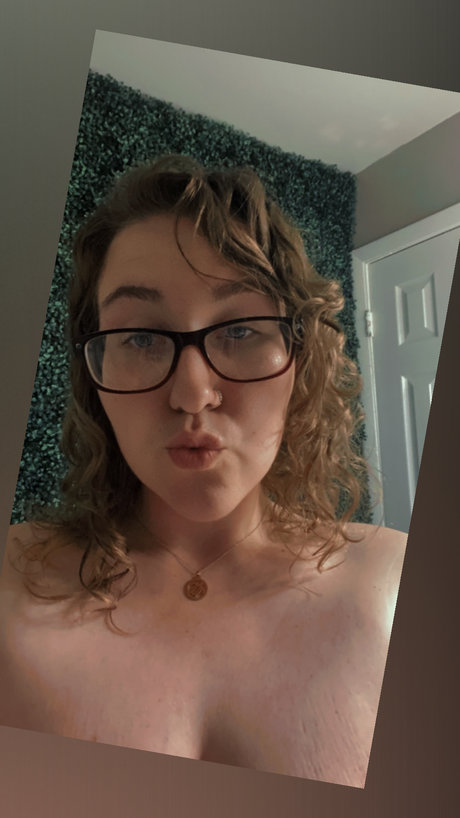 Torri Marie porn actress pictures