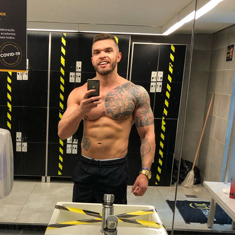 Tiago Fernandes pornstar free pics