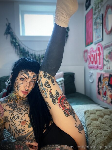 Piixiequeen star sex pic